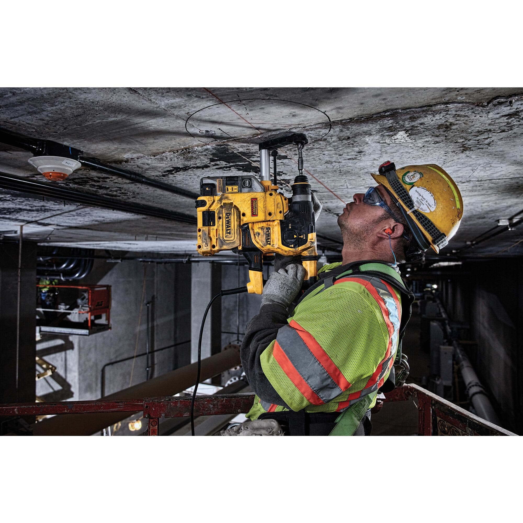 Rotomartillo SDS Plus 950W DEWALT