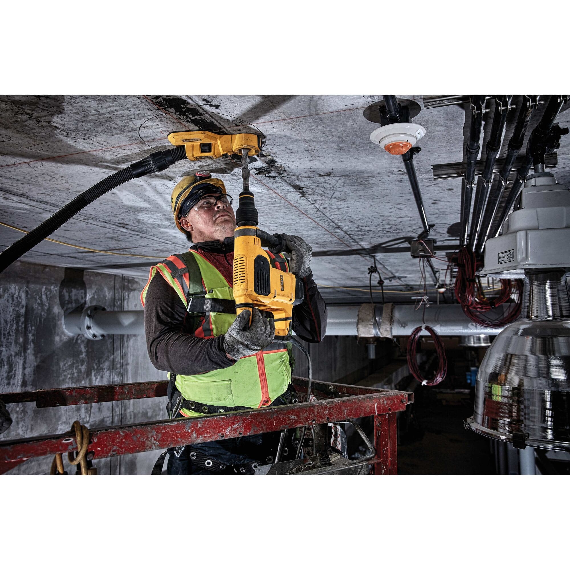 ROTOMARTILLO 1050W DEWALT - imagen 4