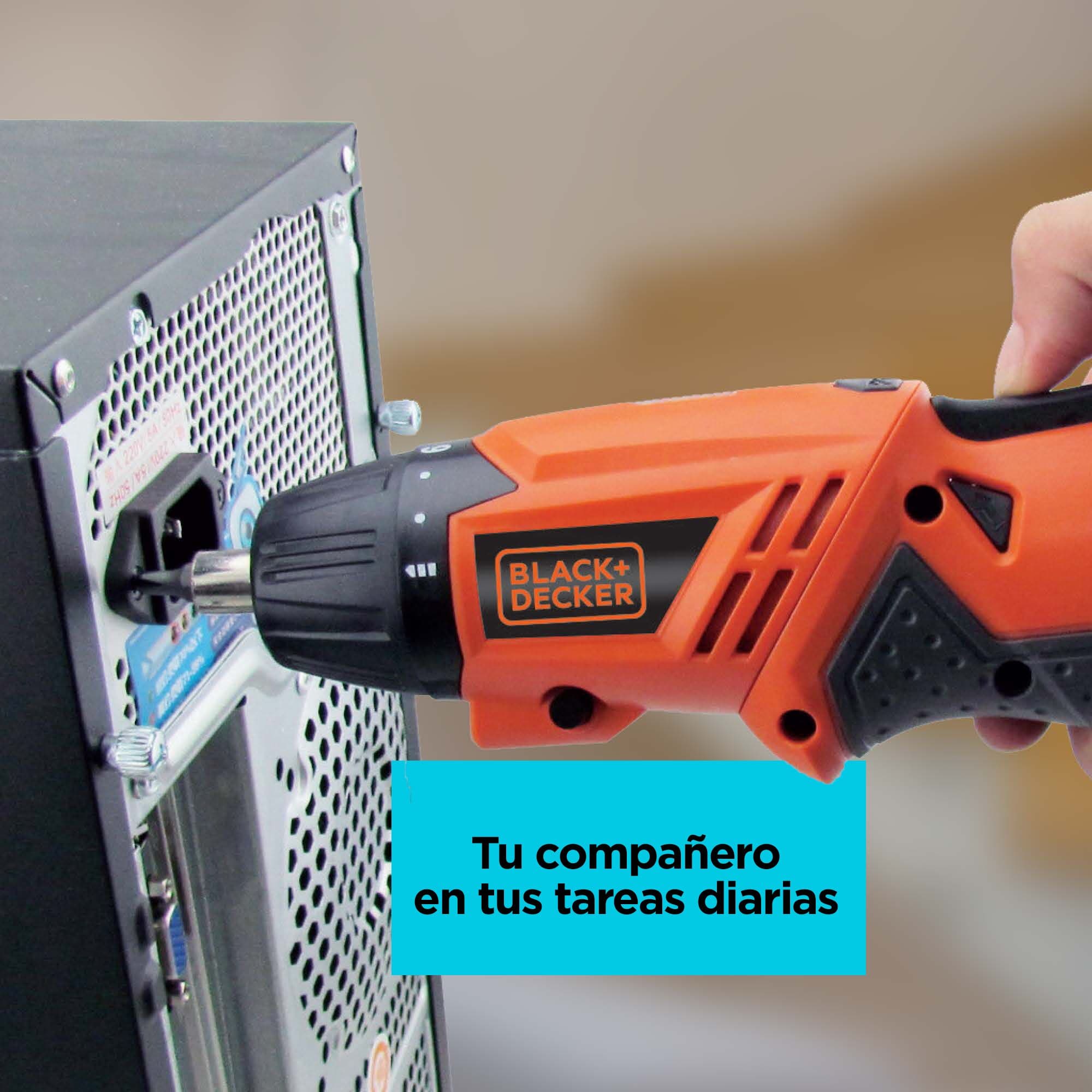 MINI ATORNILLADOR 4.8V + 15 ACCESORIOS BLACK + DECKER